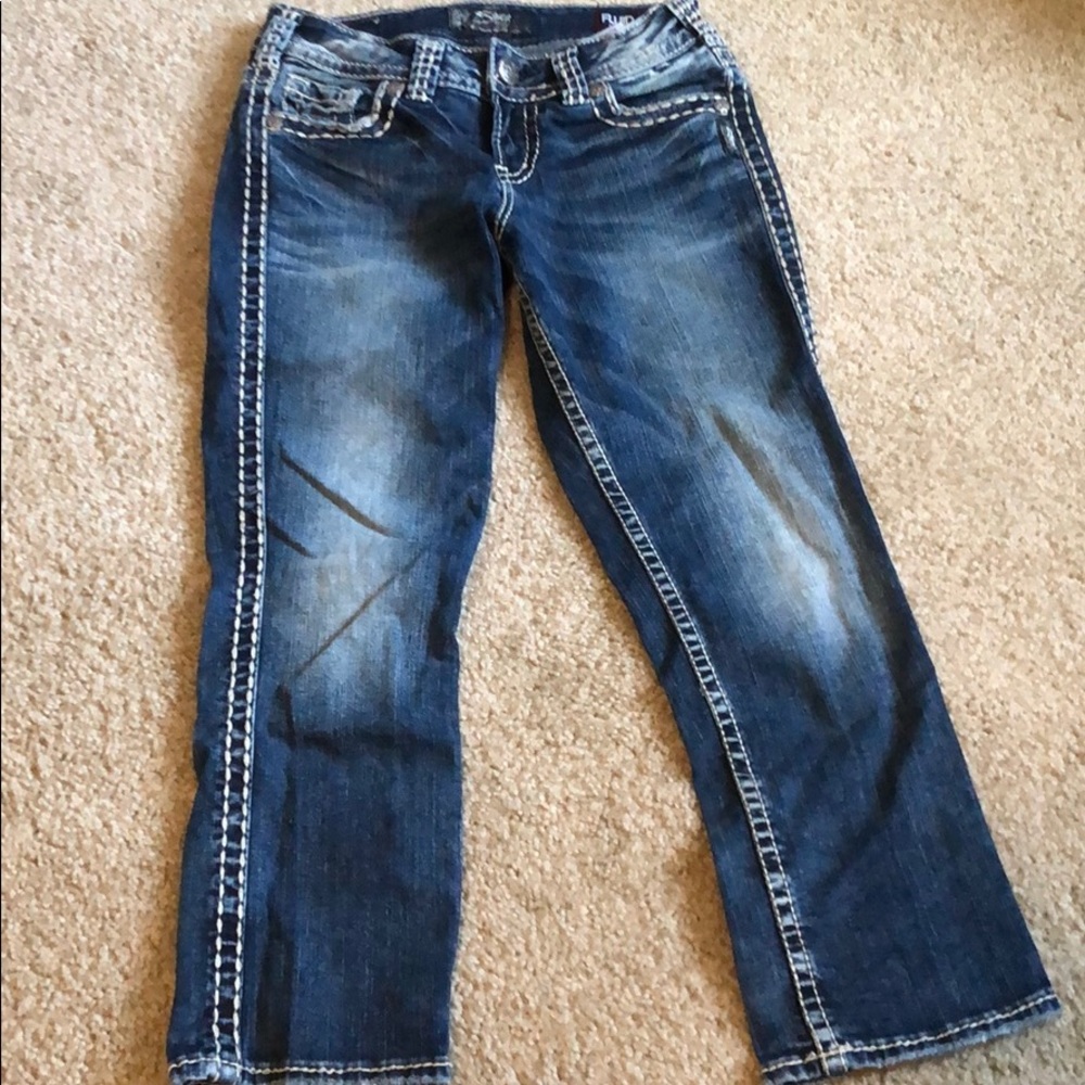 Silver Capris